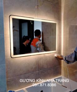 Gương đèn led treo nhà vệ sinh Nha Trang Khánh Hòa