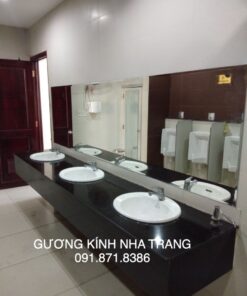 Gương kính nhà tắm phòng tắm cao cấp dán tường tại Nha Trang Khánh Hòa